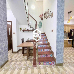 CHO THUÊ DÀI HẠN NHÀ SÂN VƯỜN 4 PHÒNG NGỦ FULL NỘI THẤT KDT MỸ GIA ( G