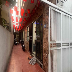 Bán Nhà 2 Tầng Lô Góc Ngõ Nông Thoáng Mát