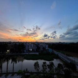 Cho thuê CH 1PN rèm giá 5tr, có máy lạnh giá 5.5tr C/c MT Eastmark, LT