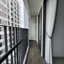 Cho thuê CH 1PN rèm giá 5tr, có máy lạnh giá 5.5tr C/c MT Eastmark, LT