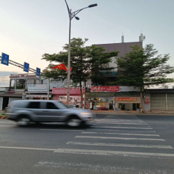 Cho thuê Mặt tiền kinh doanh võ văn kiệt