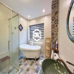 CHO THUÊ DÀI HẠN NHÀ SÂN VƯỜN 4 PHÒNG NGỦ FULL NỘI THẤT KDT MỸ GIA ( G