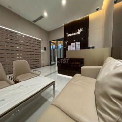 Cho thuê CH 1PN rèm giá 5tr, có máy lạnh giá 5.5tr C/c MT Eastmark, LT