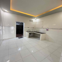 Nhà lầu mới 2 phòng KDC Hưng Phú 2 ( cty 8)