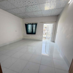 Nhà lầu mới 2 phòng KDC Hưng Phú 2 ( cty 8)