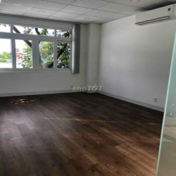 TOÀ NHÀ 1 TRỆT 4 LẦU 4x25 VĂN PHÒNG MTKD SẦM UẤT