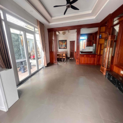 Biệt thự góc 2 MT Kdc Khang Điền 8x20 4pn 4wc