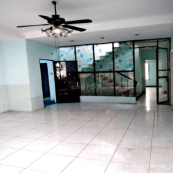 Biệt thự Phan Đăng Lưu, Bình Thạnh, 10x22, trệt 1 lầu, gara, 6PN 75tr