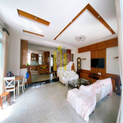 Biệt Thự Hầm 3 Lầu Có Nội Thất Gần Cao Đức Lân - Giá 55 Triệu