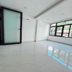nhà MỚI KENG Y HÌNH- 2PN-2WC hẻm thông Đoàn Thị Điểm