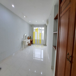 Biệt Thự Hầm 3 Lầu Có Nội Thất Gần Cao Đức Lân - Giá 55 Triệu