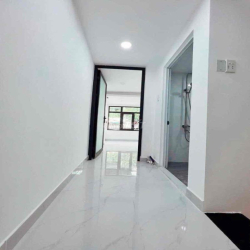 nhà MỚI KENG Y HÌNH- 2PN-2WC hẻm thông Đoàn Thị Điểm