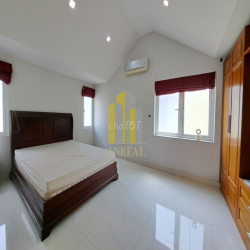 Biệt Thự Hầm 3 Lầu Có Nội Thất Gần Cao Đức Lân - Giá 55 Triệu