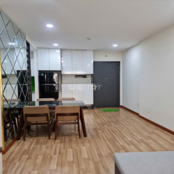 Cho thuê căn góc 2PN, 2WC, View Quận 1, nội thất cao cấp