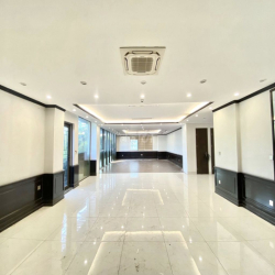 Chính chủ.Cho thuê văn phòng 150m2-320m2 tại Vũ Tông phan,Thanh Xuân