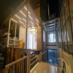 CHO THUÊ BIỆT THỰ JAMONA QUẬN 7, HẦM TRỆT 2 LẦU 36 TRIỆU/ THÁNG