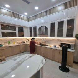 Cho thuê villa Nguyễn Văn Trỗi 10x20m 3 tầng 6pn 8wc giá 90tr/tháng