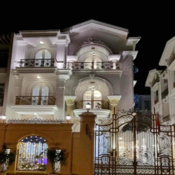 Cho thuê villa Nguyễn Văn Trỗi 10x20m 3 tầng 6pn 8wc giá 90tr/tháng