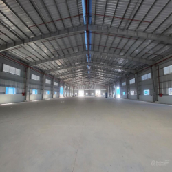 Cho Thuê 3000m2 Xưởng Tân Uyên , PCCC tự động ,Giấy tờ đầy đủ, xe cont