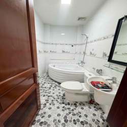 Nhà trệt 2 lầu mới KDC 91B