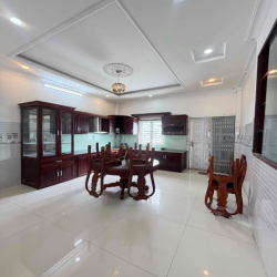 Nhà trệt 2 lầu mới KDC 91B