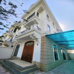 Cho thuê biệt thử Victory Village - 10x20m, giá chỉ 75tr/tháng