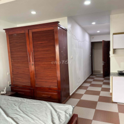 Phòng studio CCMN 6 tầng, mặt đường, có thang máy