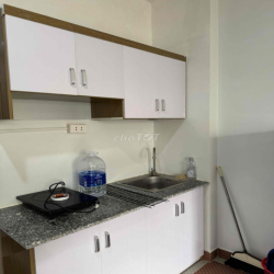 Phòng studio CCMN 6 tầng, mặt đường, có thang máy