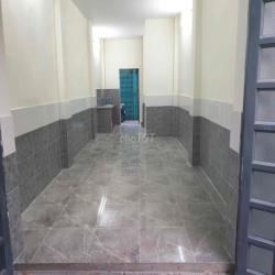 Cho thuê nhà 350/A2 Tô Hiến Thành, 1 lầu, 2PN - Nhà đẹp