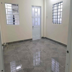 Cho thuê nhà 350/A2 Tô Hiến Thành, 1 lầu, 2PN - Nhà đẹp
