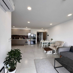 Cho thuê căn góc 100m2(3pn+3wc) Full nội thất xịn mịn đầy đủ . 