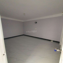 Chín Chủ. Cho Thuê Nhà Mới . 9x30   4pn 3wc