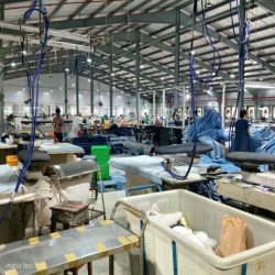 Cho thuê xưởng 4500m. khu công nghiệp. Hoàng gia. Đức Hoà Long An