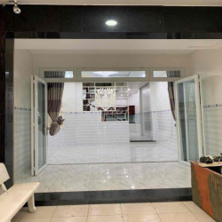 NHÀ 3 TẦNG 4PN 4WC SẴN MÁY LẠNH TỪNG PHÒNG ĐƯỜNG 22 LINH ĐÔNG TĐ