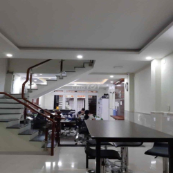 nhà đúc 3 tấm phan huy ích phường 15 tân bình dt: 70m2