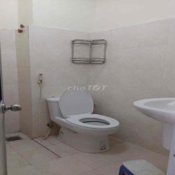 Nguyên căn HXH tiện ở VPCT Huỳnh Văn Bánh Phú Nhuận.