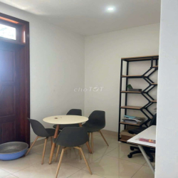 NHÀ ĐẸP 3 TẦNG - 3PN 3WC - OTO ĐẬU TRƯỚC NHÀ - GẦN CC 4S LINH ĐÔNG