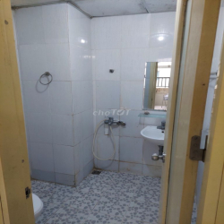 Chính chủ cho thuê CH 1 PN 48 m2 chung cư HH4 Linh đàm 