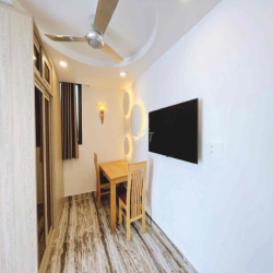 Căn Hộ 50m2 Ban Công Lớn Full Nội Thất Trung Tâm Quận 3 Giáp Quận 1