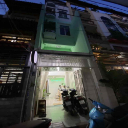 Cho thuê nhà trung tâm quận 3