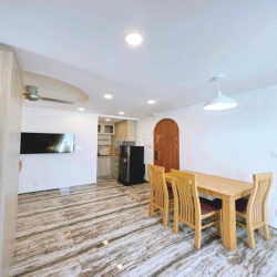 Căn Hộ 50m2 Ban Công Lớn Full Nội Thất Trung Tâm Quận 3 Giáp Quận 1