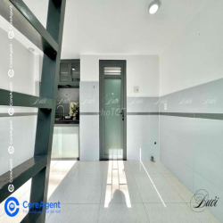 Cho Thuê Phòng Gác Lửng Ngay Mặt Tiền Dưới Trệt - Gác Cao 1M8