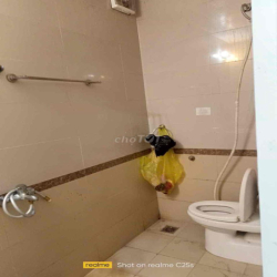 Chính chủ cho thuê tầng 2 trên nhà 5 tầng