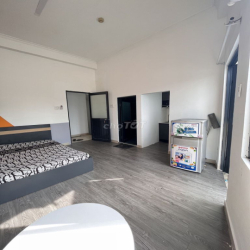 phòng studio, ban công lớn, full nt, khoá vân tay