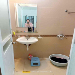 Chính chủ cho thuê tầng 2 trên nhà 5 tầng