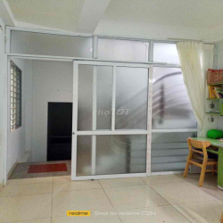 Chính chủ cho thuê tầng 2 trên nhà 5 tầng
