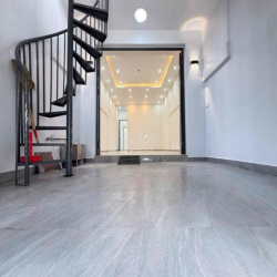 CHO THUÊ NHÀ MẶT TIỀN CHỢ TÂN MỸ, TRỆT LẦU, 4x20M, 25 TRIỆU/ THÁNG