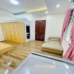 Phòng Tầng 3 vệ sinh khép kín, đủ nội thất Ngõ 426/48 Đường Láng, Đống
