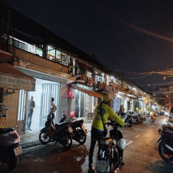 Nhà nguyên căn S48, cư xá vĩnh hội, bến vân đồn p9, q4.