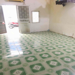 Cho thuê nhà cấp 4 có gác xép, chính chủ liên hệ: ***